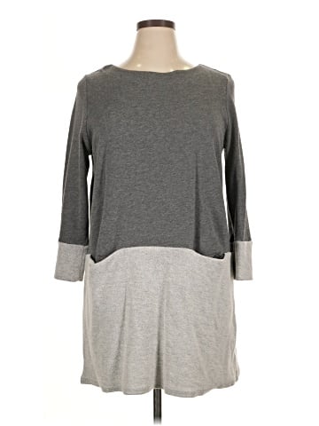 Lilis Closet Pullover Sweater (view 1)
