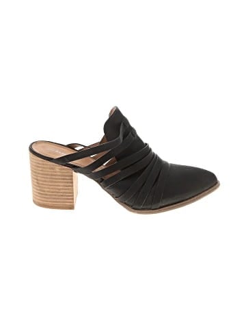 REPORT Heels (view 1)