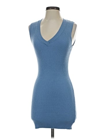 Kendall & Kylie Casual Dress (view 1)