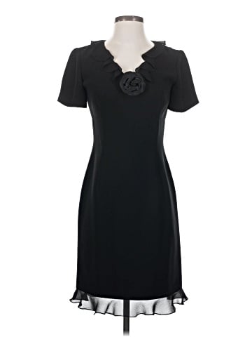 Donna Morgan Casual Dress (view 1)