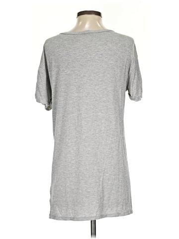 The Clas-sic Short Sleeve T-Shirt (view 2)