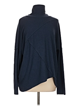 H By Bordeaux Turtleneck Sweater
