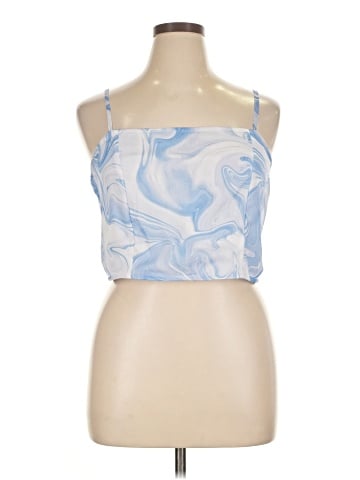 And Sleeveless Top (view 1)