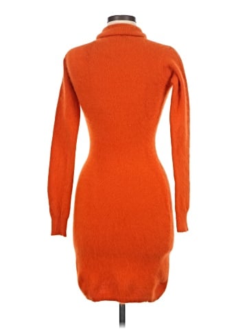 VERTIGO Turtleneck Sweater (view 2)