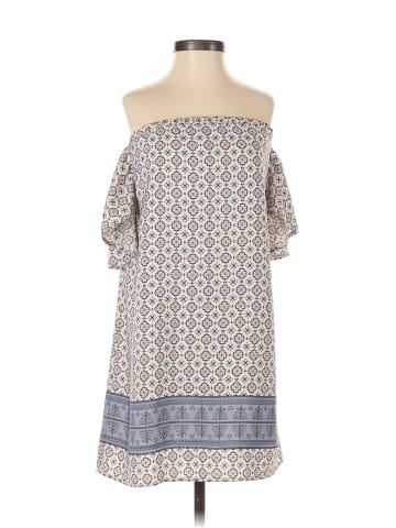 Forever 21 Casual Dress (view 1)