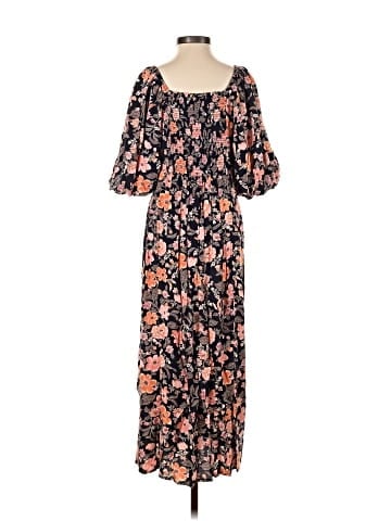 Old Navy Casual Dress (view 2)
