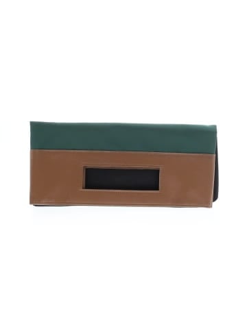 Elizabeth Arden Clutch (view 1)
