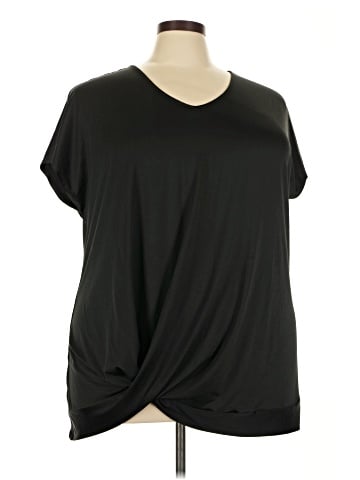 Monroe and Main Short Sleeve Top (view 1)