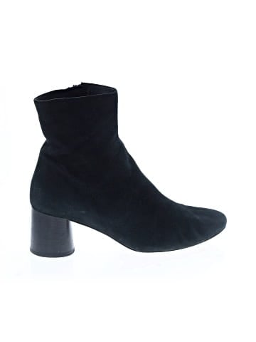Vince. Ankle Boots (view 1)