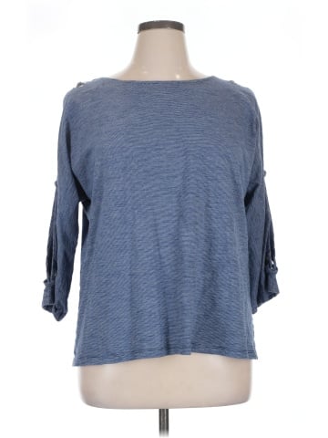 Bleu Bayou 3/4 Sleeve Top (view 1)