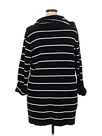 INC International Concepts Turtleneck Sweater (view 2)