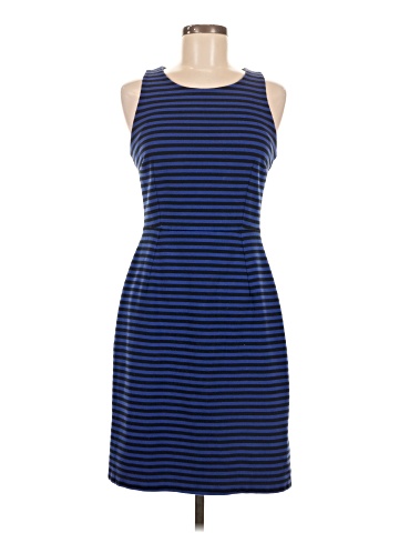 Old Navy Casual Dress (view 1)