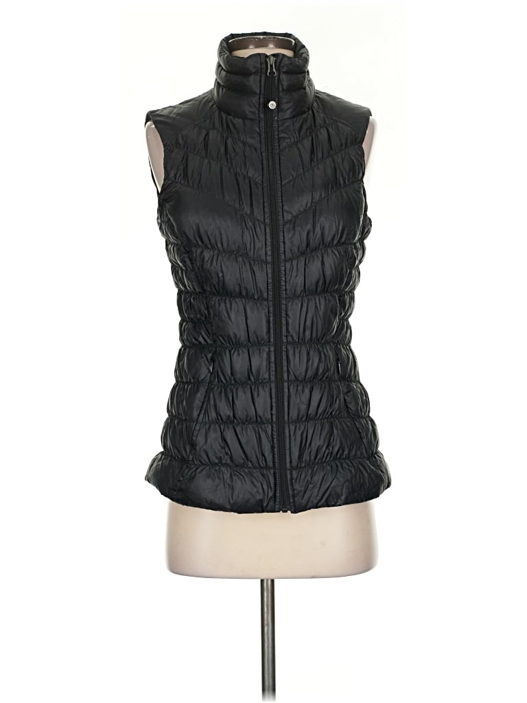 Pre-owned Athleta Vest In Black