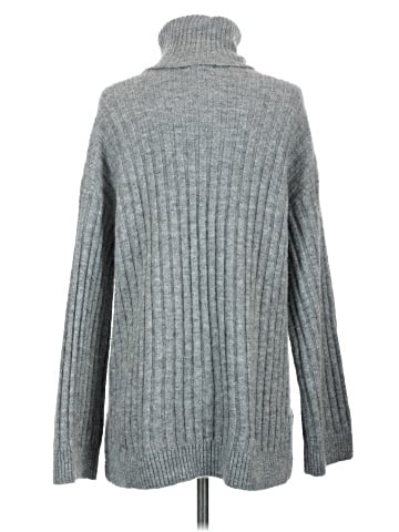 H&M Turtleneck Sweater (view 2)