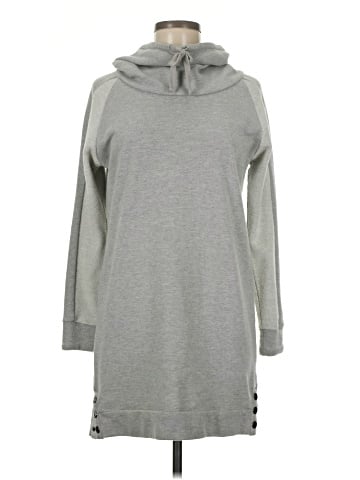 Romeo & Juliet Couture Fleece (view 1)
