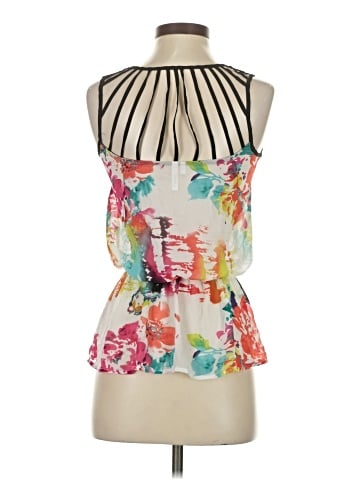 Studio Y Sleeveless Top (view 2)