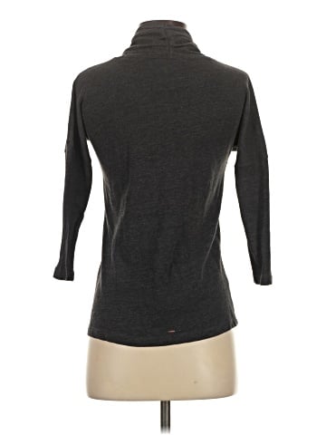Lucky Lotus 3/4 Sleeve Top (view 2)
