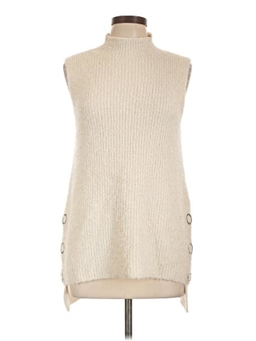 Cupio Sleeveless Top (view 1)