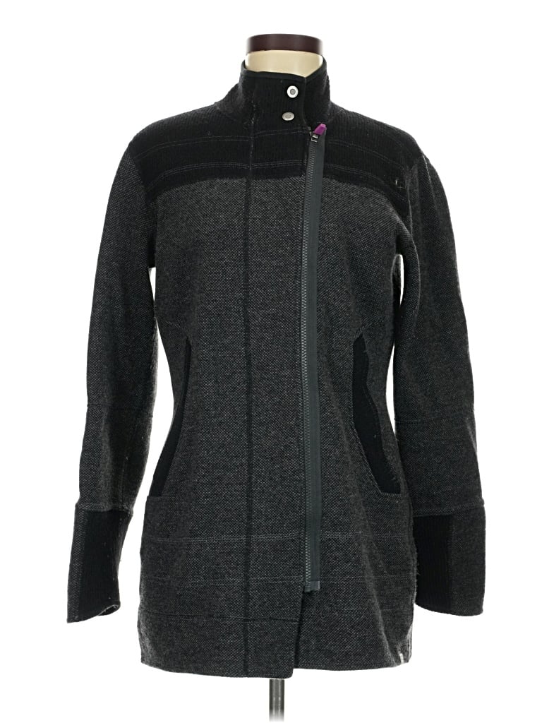 Pre-owned Title Nine Coat In Gray