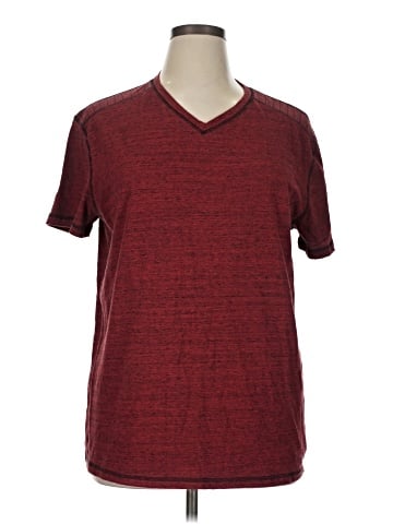 Kohl's Short Sleeve T-Shirt (view 1)