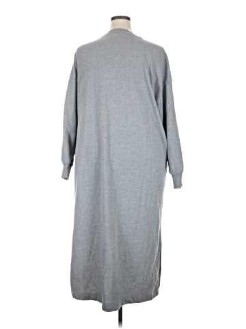 Old Navy Casual Dress (view 2)