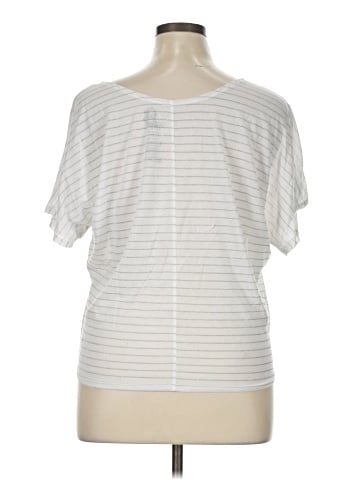 Marilyn Monroe Short Sleeve T-Shirt (view 2)