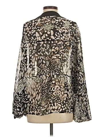 Romeo & Juliet Couture 3/4 Sleeve Blouse (view 2)