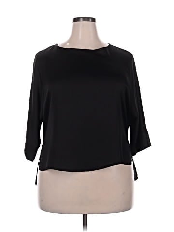 She + Sky 3/4 Sleeve Top (view 1)