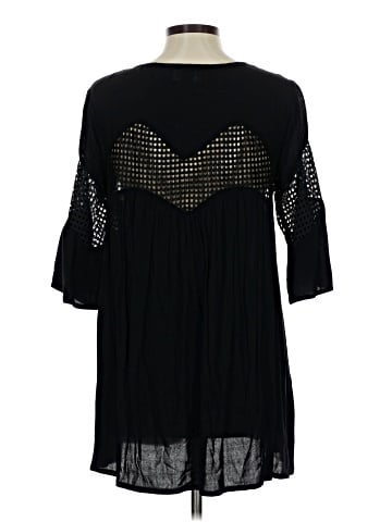 Trovata 3/4 Sleeve Blouse (view 2)