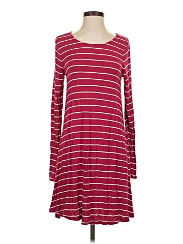 Old Navy Casual Dress (view 1)