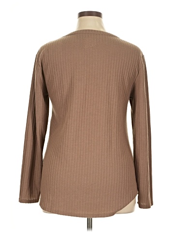 Chaser Long Sleeve T-Shirt (view 2)