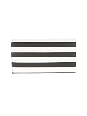 Kut from the Kloth Wallet (view 2)