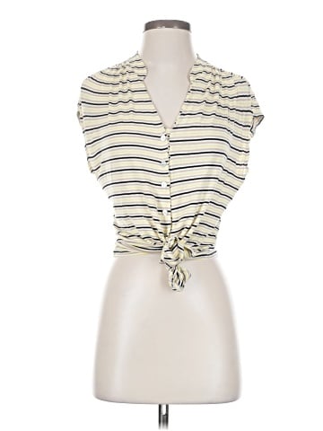 Red Haute Sleeveless Button-Down Shirt (view 1)