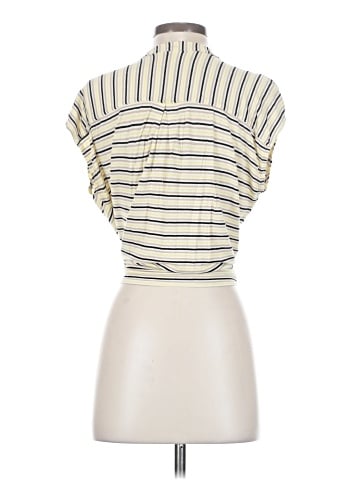 Red Haute Sleeveless Button-Down Shirt (view 2)