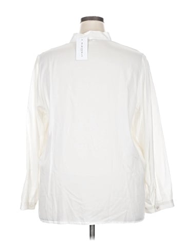 Harshman 3/4 Sleeve Blouse (view 2)