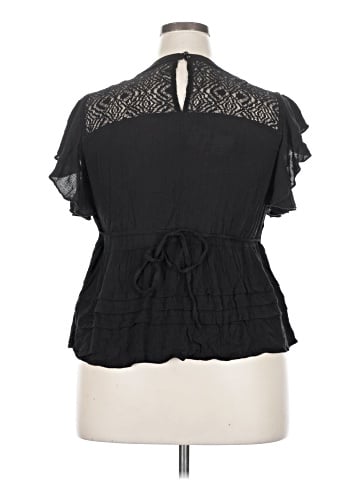American Rag Cie Short Sleeve Blouse (view 2)