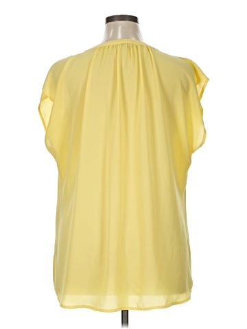 Roz & Ali Short Sleeve Blouse (view 2)
