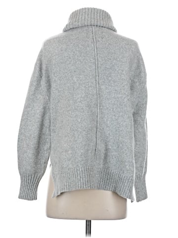 H&M Turtleneck Sweater (view 2)