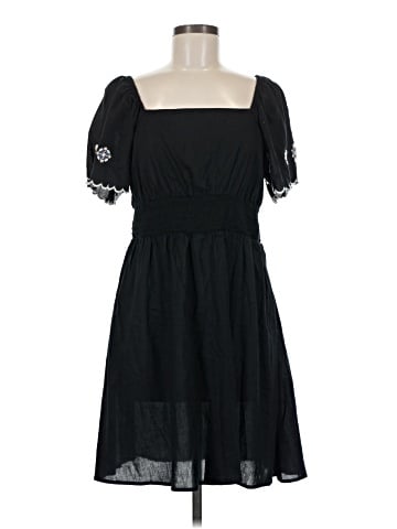 Old Navy Casual Dress (view 1)