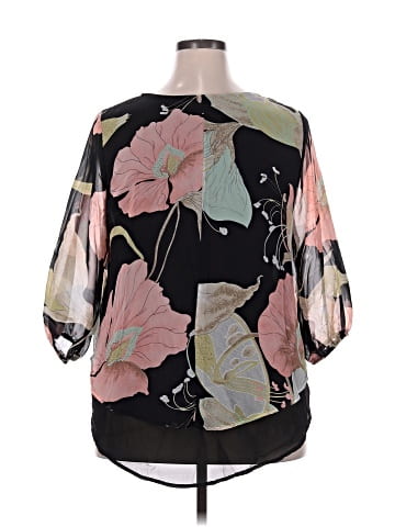 Chris & Carol 3/4 Sleeve Blouse (view 2)