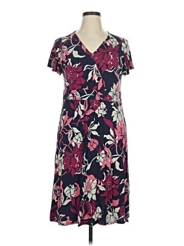 Croft & Barrow Casual Dress (view 1)