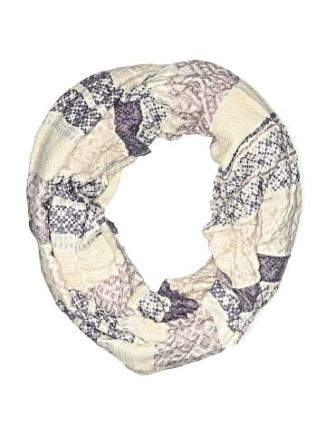 Simply Noelle Scarf (view 1)