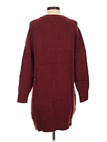 Old Navy Pullover Sweater (view 2)