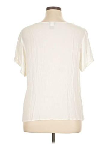 Torrid Short Sleeve Blouse (view 2)