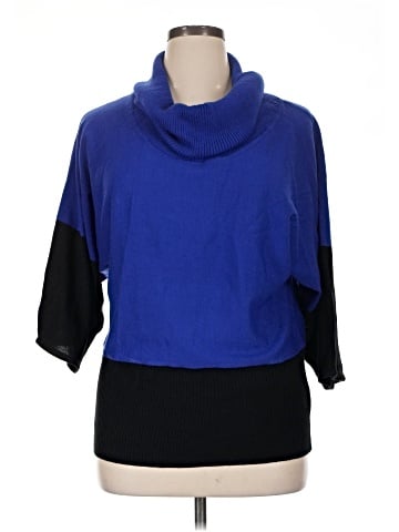 Appraisal Short Sleeve Turtleneck (view 1)