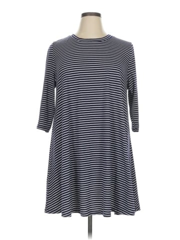 Free 2 luv Casual Dress (view 1)