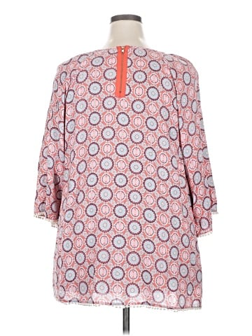 Eyeshadow 3/4 Sleeve Blouse (view 2)