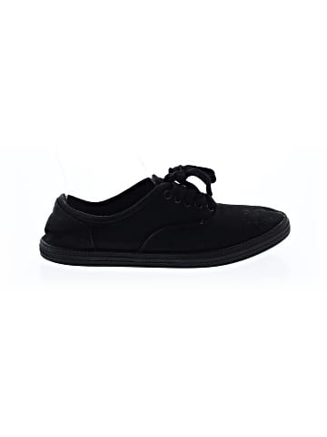 Universal Thread Sneakers (view 1)