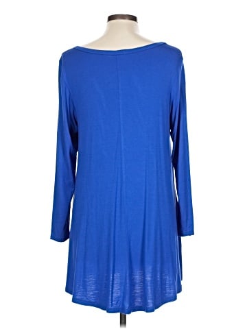 Larace 3/4 Sleeve T-Shirt (view 2)