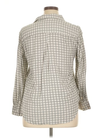 Liz Claiborne 3/4 Sleeve Button-Down Shirt (view 2)